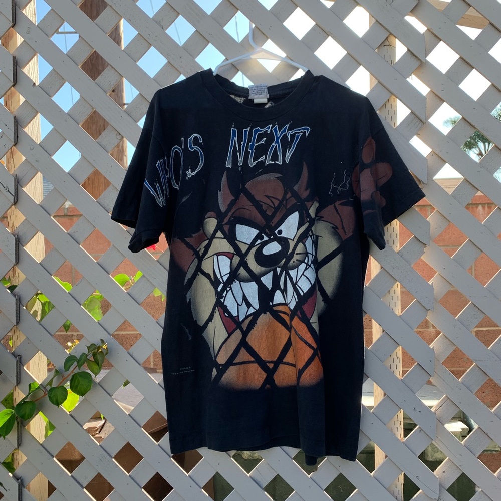 SOLD - Vintage Looney Tunes Shirt